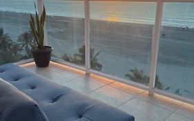 Luxury apartment, sector morros, vista y salida al mar edificio Sunshine